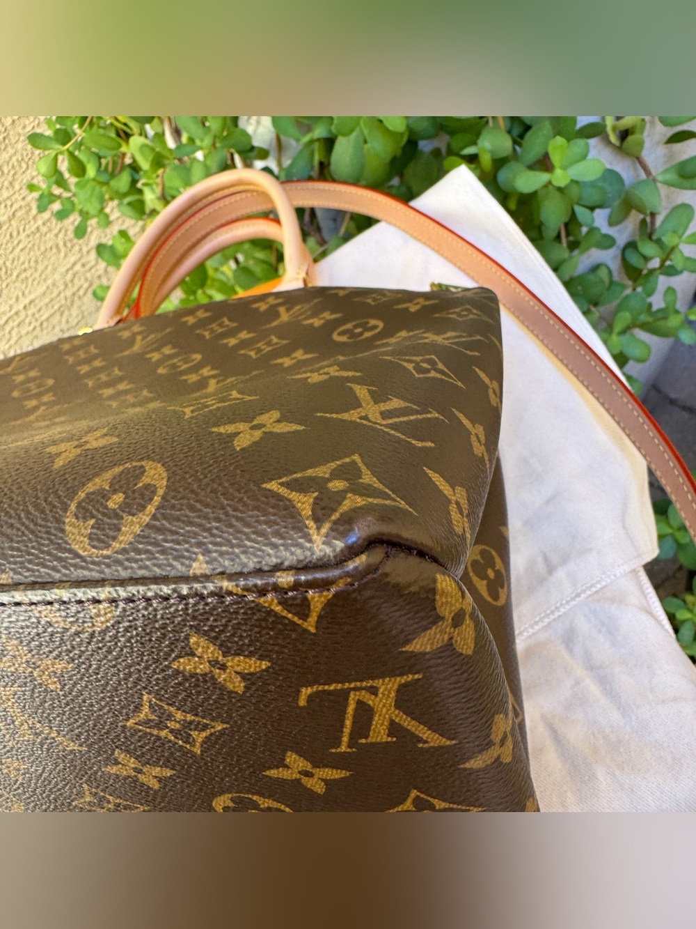 Louis Vuitton Monogram Grand Palais Tote - Picture 12 of 16